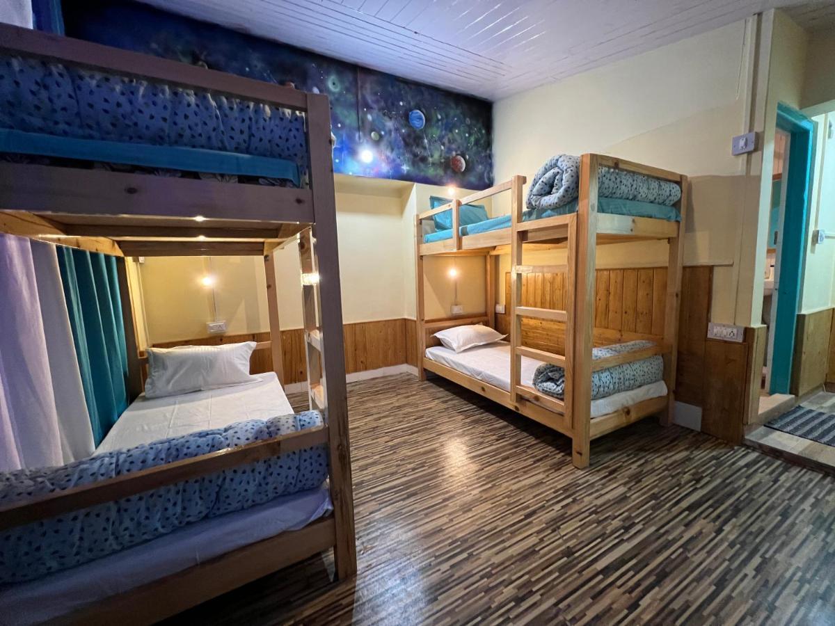 Hostel The Vagabond Manali Zewnętrze zdjęcie