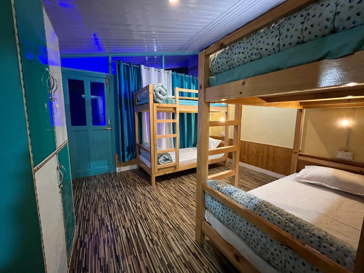 Hostel The Vagabond Manali Zewnętrze zdjęcie