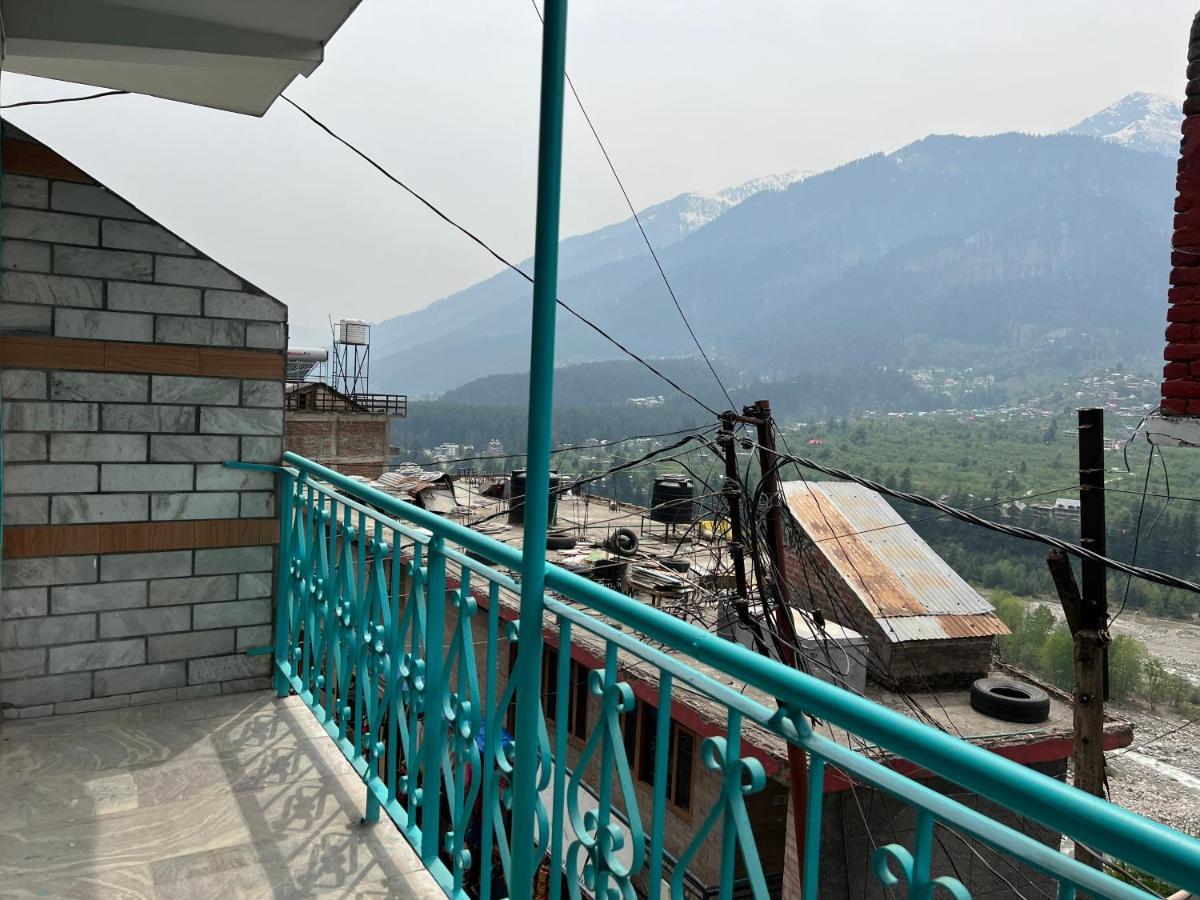 Hostel The Vagabond Manali Zewnętrze zdjęcie