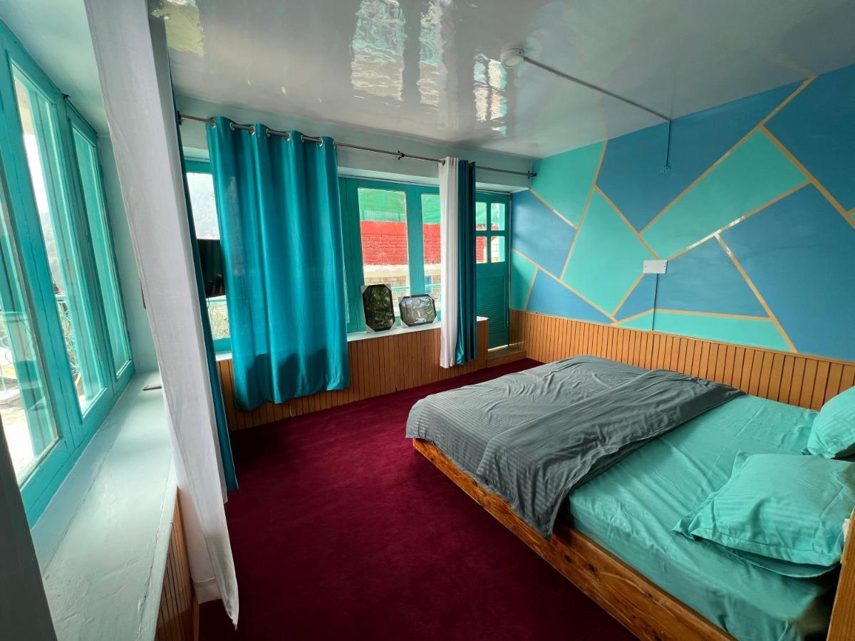 Hostel The Vagabond Manali Zewnętrze zdjęcie