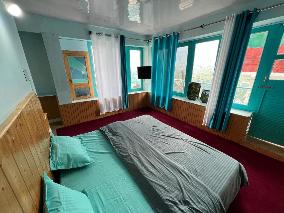 Hostel The Vagabond Manali Zewnętrze zdjęcie