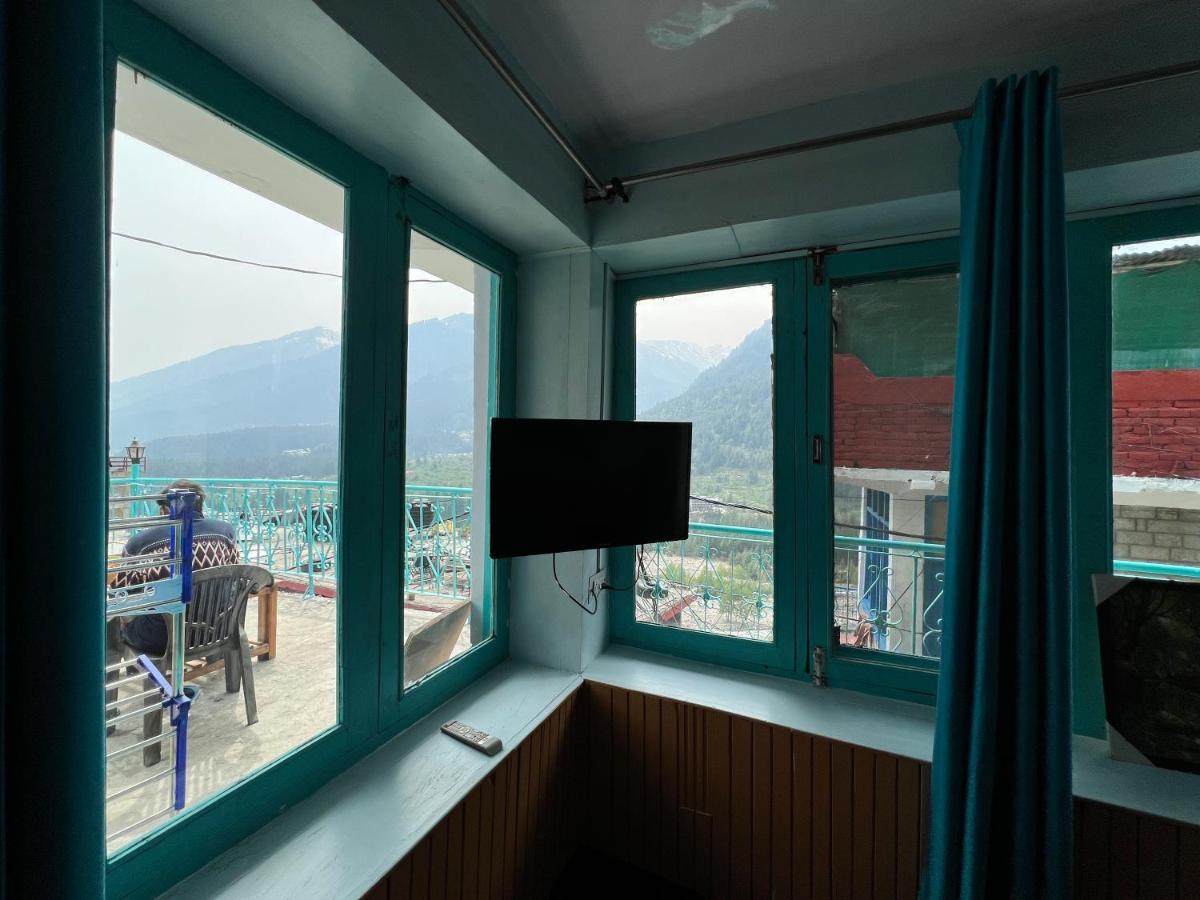 Hostel The Vagabond Manali Zewnętrze zdjęcie