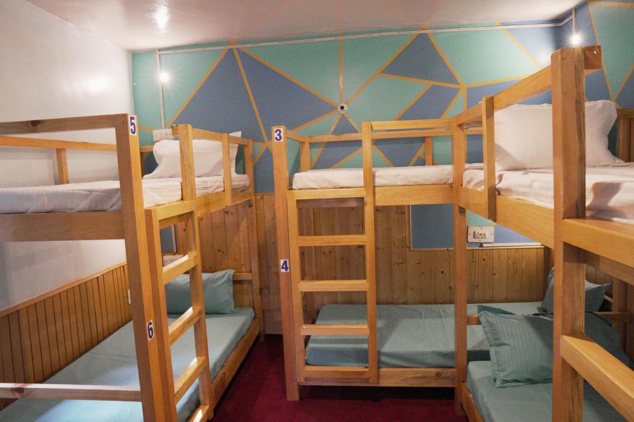 Hostel The Vagabond Manali Zewnętrze zdjęcie