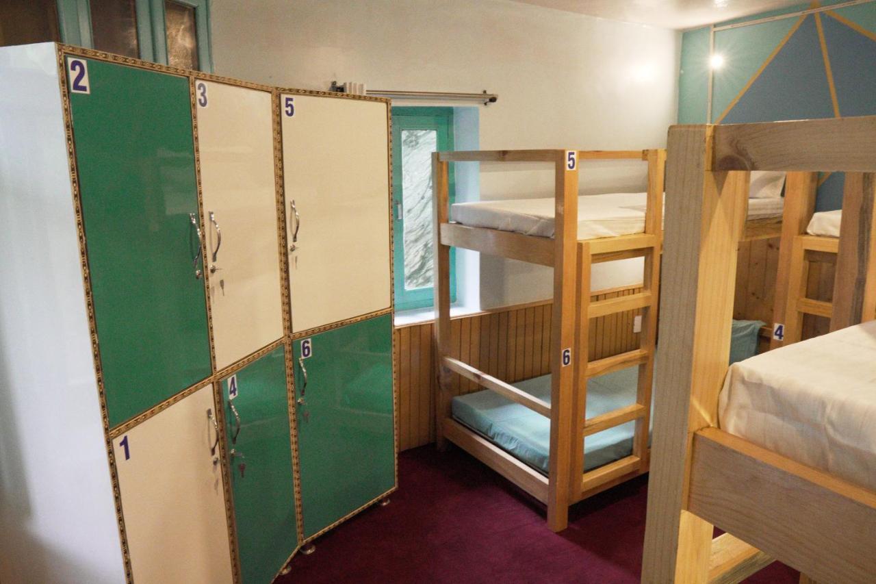 Hostel The Vagabond Manali Zewnętrze zdjęcie