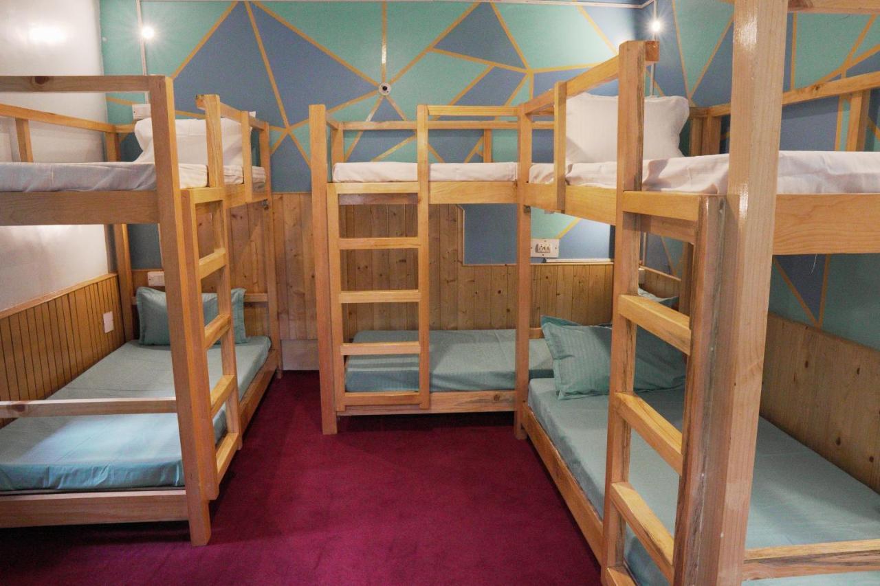 Hostel The Vagabond Manali Zewnętrze zdjęcie
