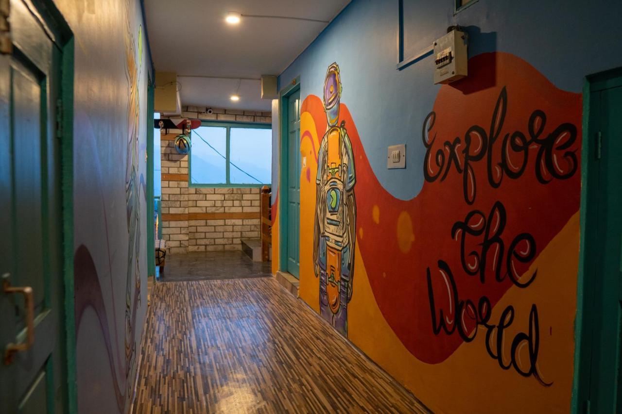Hostel The Vagabond Manali Zewnętrze zdjęcie